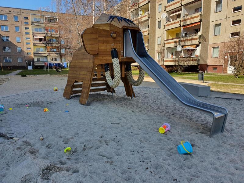 Mammut 'Jürgen' Spielplatz Leipzig Paunsdorf